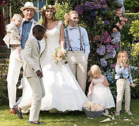 Гай Ричи впервые показал всех своих детей