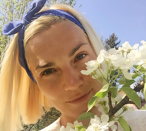 Юлия Костюшкина показала подросшего сына