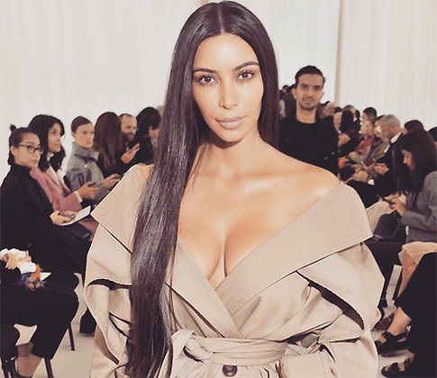 Ким Кардашьян теперь боится собственной тени?