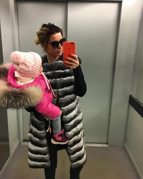 Ксения Бородина подарила детям живую игрушку