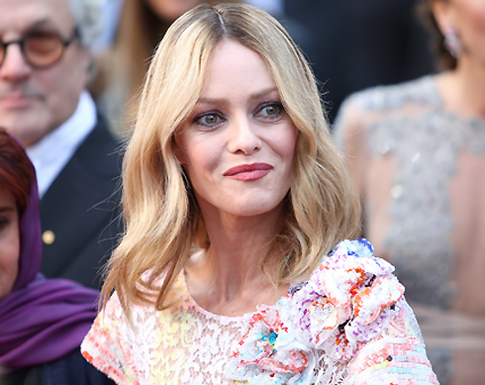 Ванесса Паради надеется вернуть Джонни Деппа?