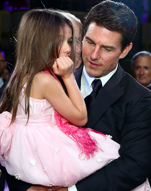 Том Круз воссоединился с дочерью и закрутил новый роман