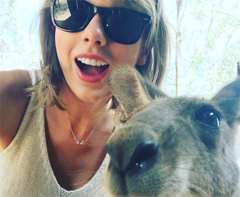 Тейлор Свифт довела поклонника до психушки