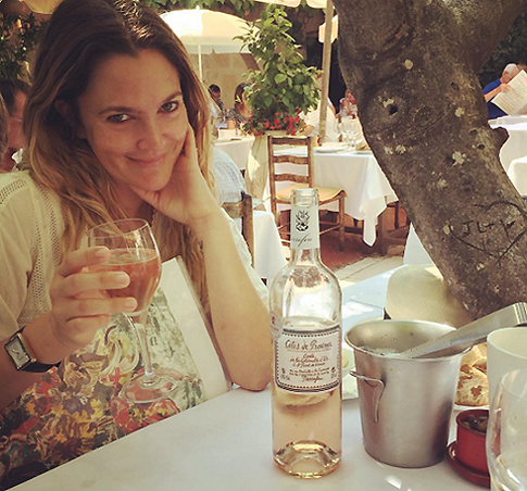 Истина в вине: звезды, которые любят выпить