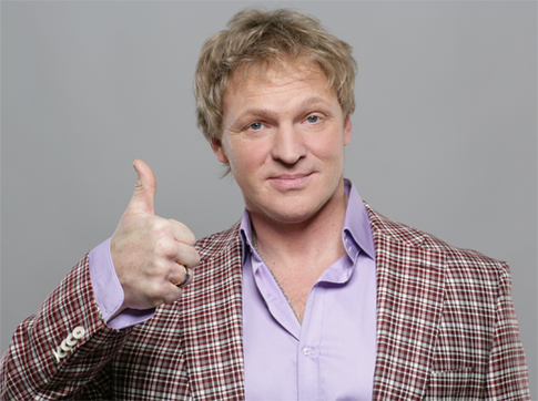 Сергей Писаренко: «Нас встретил грустный Пельш, в которого полчаса назад выстрелили из хлопушки»