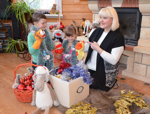 Маргарита Суханкина встретит Новый год с елкой из картона