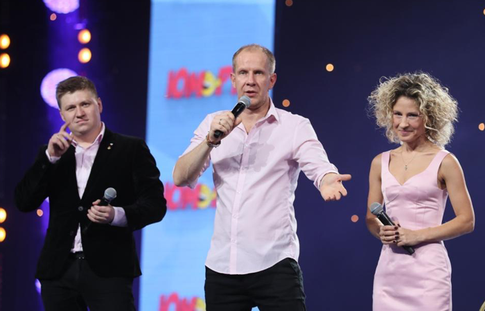 «Все хиты Юмора» — шутки и песни в режиме нон-стоп