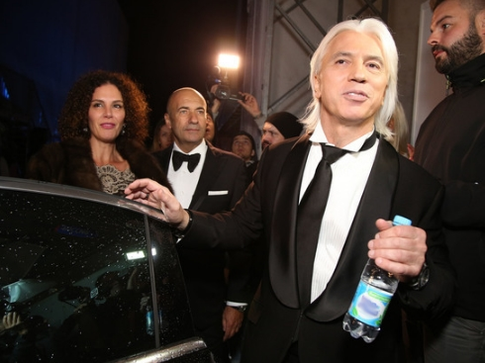 Жена Хворостовского шокирована новостями о его смерти