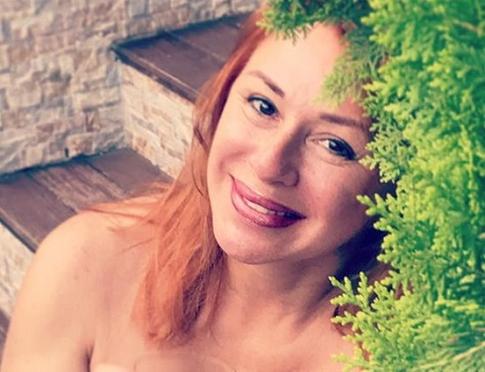 Алена Апина без макияжа