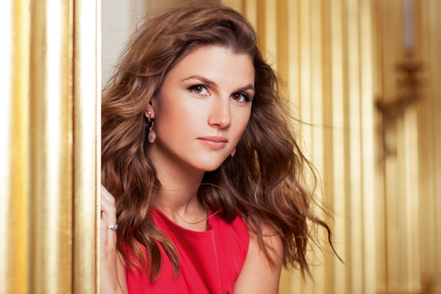 Марьяна Спивак: «Мы с мужем меняемся ролями: то он у нас мама, то я»