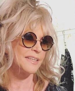 Пугачеву упрекнули в цинизме из-за жизнерадостного поста после смерти Марьянова