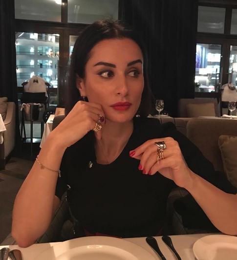 Канделаки явилась на бал «без юбки»