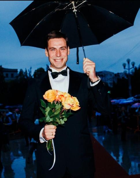 Дмитрий Дюжев посетовал на необразованность россиян