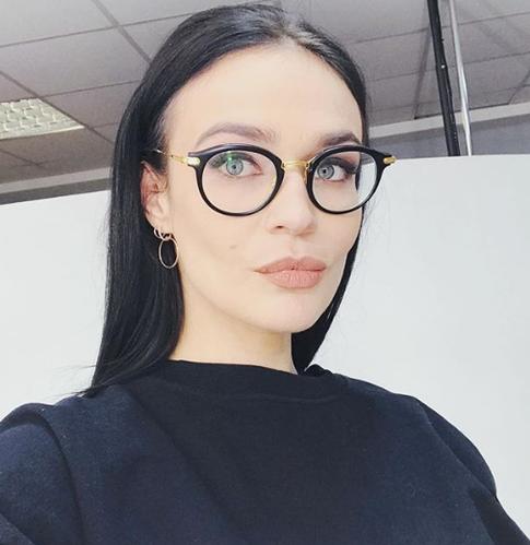 Водонаева отрезала волосы