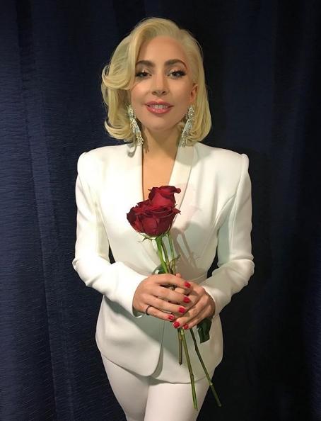 Леди Гага выходит замуж за своего агента