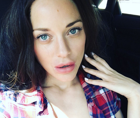 Марион Котийяр вновь стала мамой