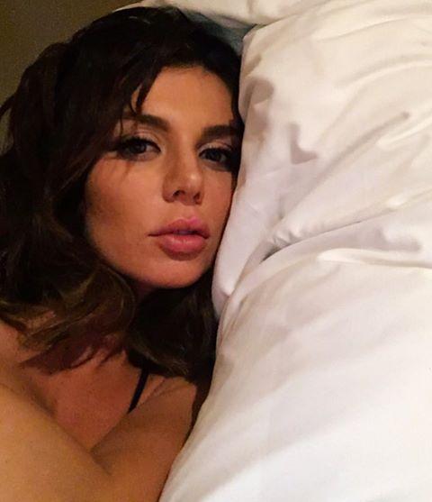 Седокова разоткровенничалась с подписчиками