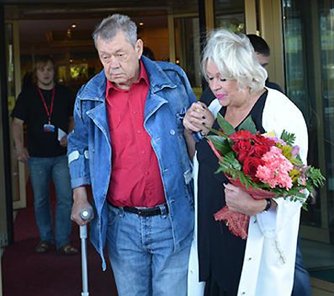 Караченцов попал в немецкую клинику с подозрением на рак