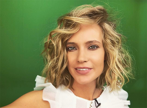 Глюк’oZa опубликовала новое фото в купальнике