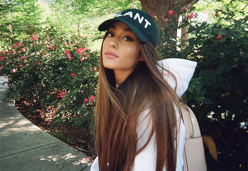 Ариана Гранде хочет оплатить похороны жертв взрыва