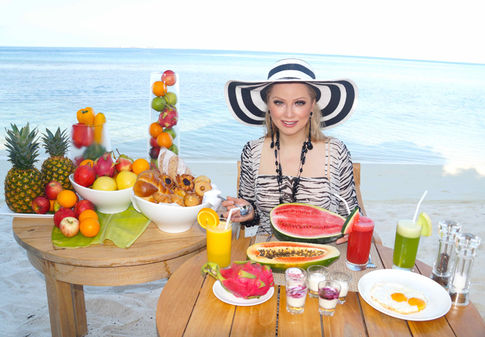 Лена Ленина: как бесплатно отдохнуть за границей