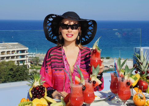 Лена Ленина о главном летнем аксессуаре — шляпке