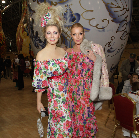 Лена Ленина поддержала Волочкову в борьбе с альфонсом-водителем