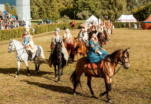 Самые интересные выставки, фестивали, фильмы и спектакли июня