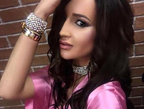 Подписчики раскритиковали выступление Бузовой на Дне России