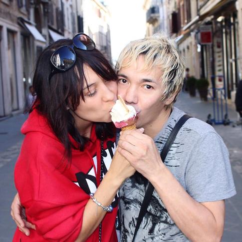 Вопрос о месте захоронения праха Олега Яковлева все еще не решен