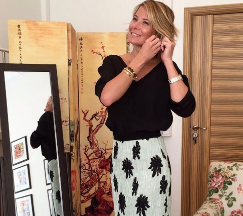 Фигура Высоцкой в пляжном комплекте довела подписчиков до мурашек