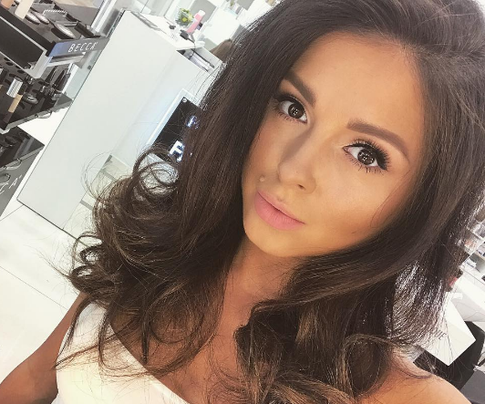 Нюша празднует свадьбу и день рождения на Мальдивах