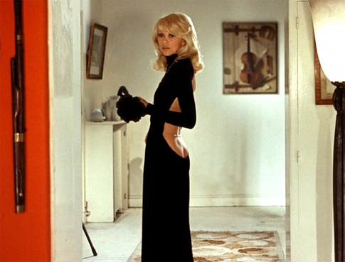 Скончалась спутница Делона и партнерша Ришара Мирей Дарк