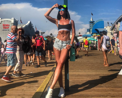 Бузова хотела позвонить Тарасову из Лас-Вегаса