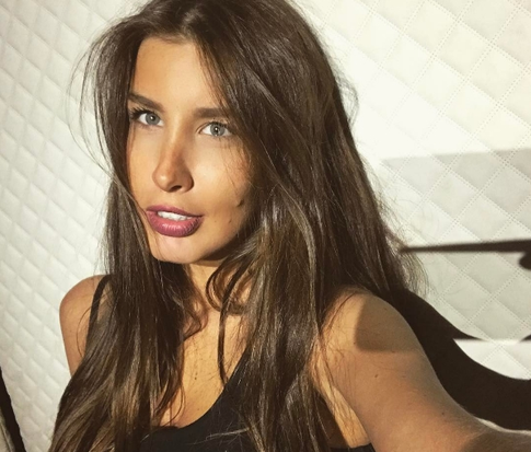 Топурия прокомментировала расставание с мужем