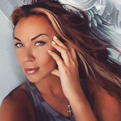 Первая жена Дмитрия Тарасова прокомментировала его романы