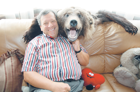 Борис Грачевский: «Когда уезжаю, каждый день пишу жене стихи»