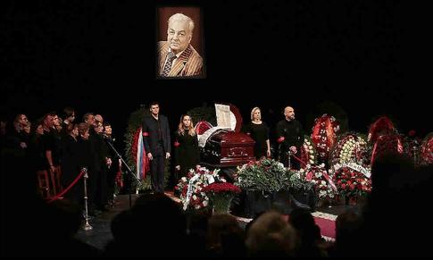 Прощание с Михаилом Державиным: как это было