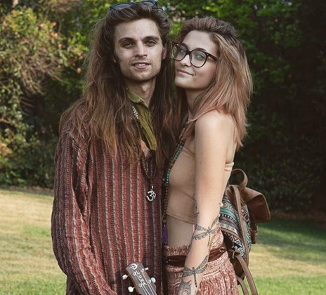 Дочь Майкла Джексона выходит замуж за коллегу