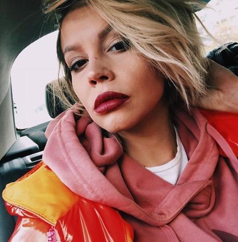 Экс-ведущая шоу «Орел и решка» готовится стать дважды мамой