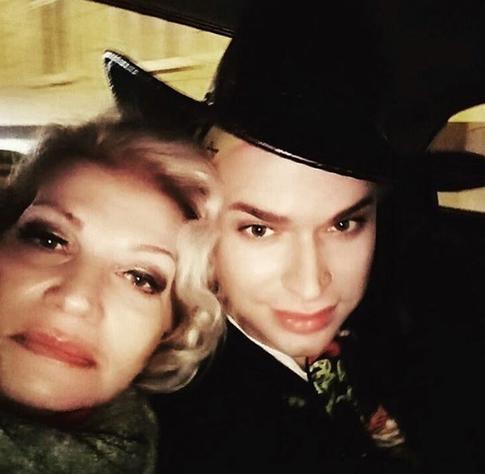 В Сети требуют развода Гогена Солнцева с пожилой женой