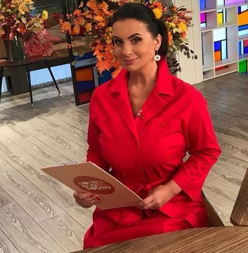 Стриженова восхитила подписчиков отличной растяжкой