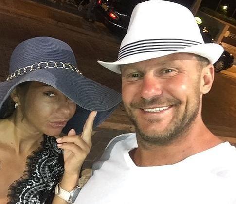 Елена Беркова снова невеста