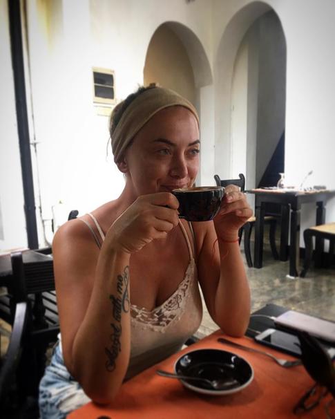 Наталья Фриске похудела и стала еще больше похожа на сестру