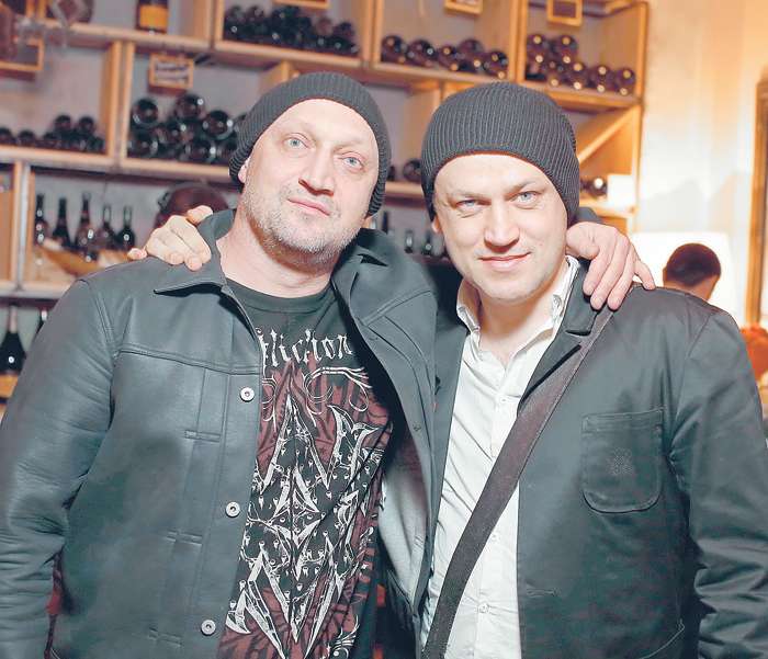 Гоша Куценко и Василий Сигарев в этот вечер были очень похожи на братьев