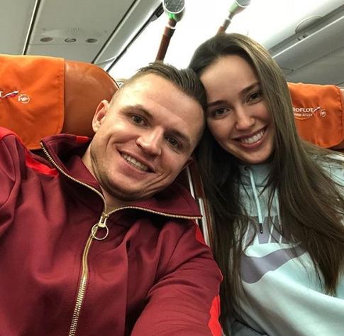 Жену Тарасова подозревают в беременности