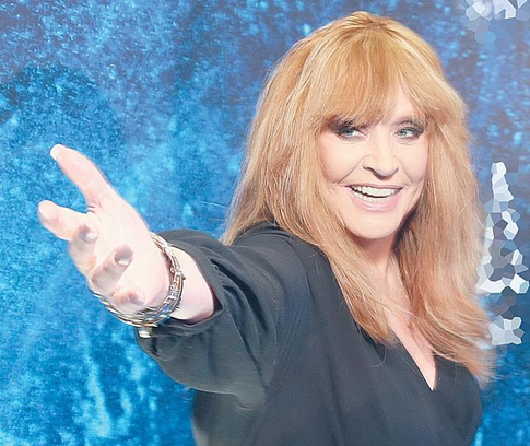 Пугачевой отказали в пластике из-за проблем со здоровьем