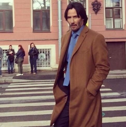 Выпивающий Киану Ривз «взорвал» Сеть