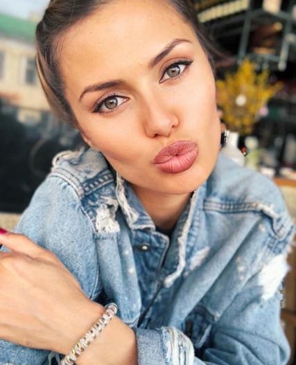 Боня обнажилась для фотосессии в Монако