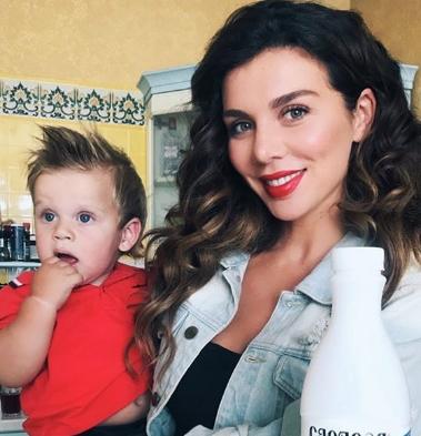 Свои первые дни сын Седоковой провел в реанимации